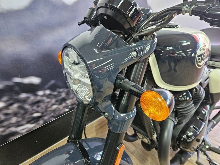2024 ROYAL ENFIELD (SEE ALSO ENFIEL SHOTGUN 650 WHITE