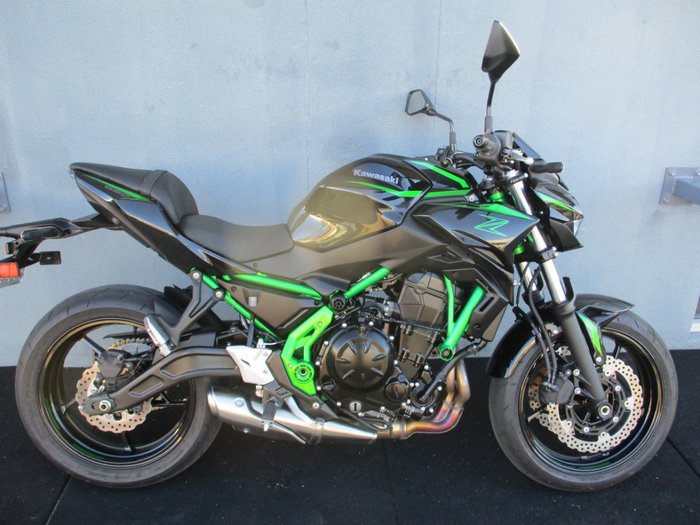 2025 Kawasaki Z650L (LAMS) Black