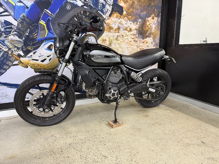 2016 DUCATI SCRAMBLER CLASSIC Grey