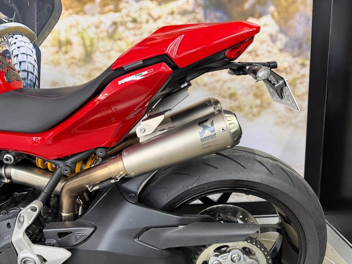 2021 DUCATI SUPERSPORT 950 S RED