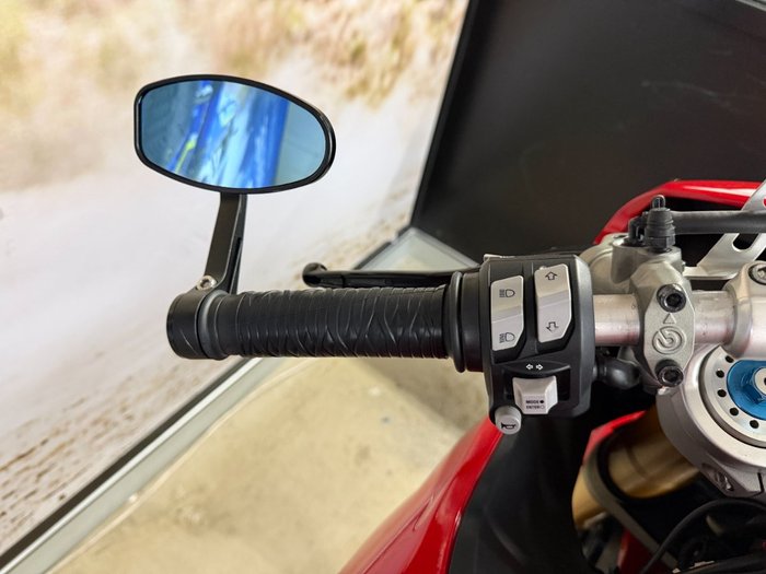2021 DUCATI SUPERSPORT 950 S RED