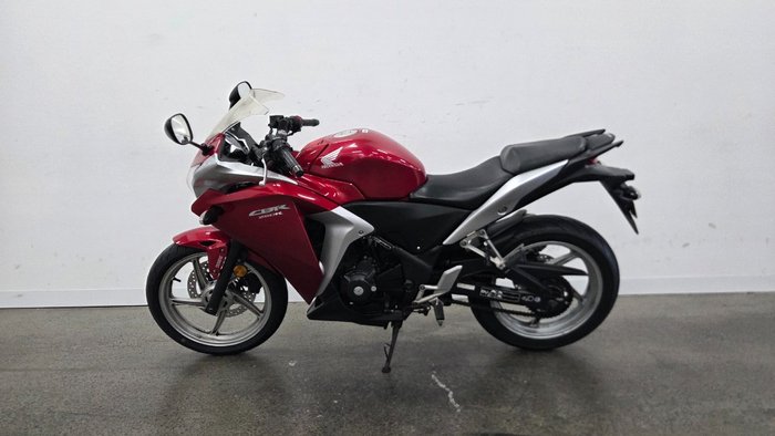 2011 Honda CBR250R Red