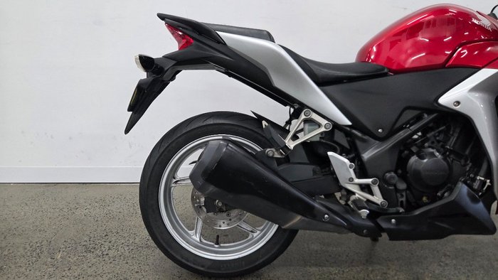 2011 Honda CBR250R Red
