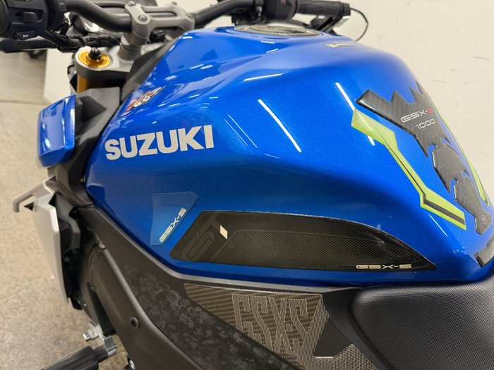 2022 Suzuki GSX-S1000 Blue