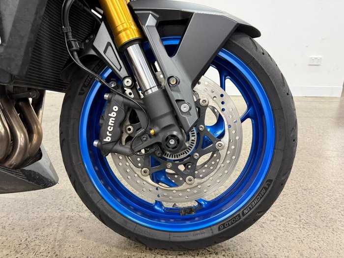 2022 Suzuki GSX-S1000 Blue