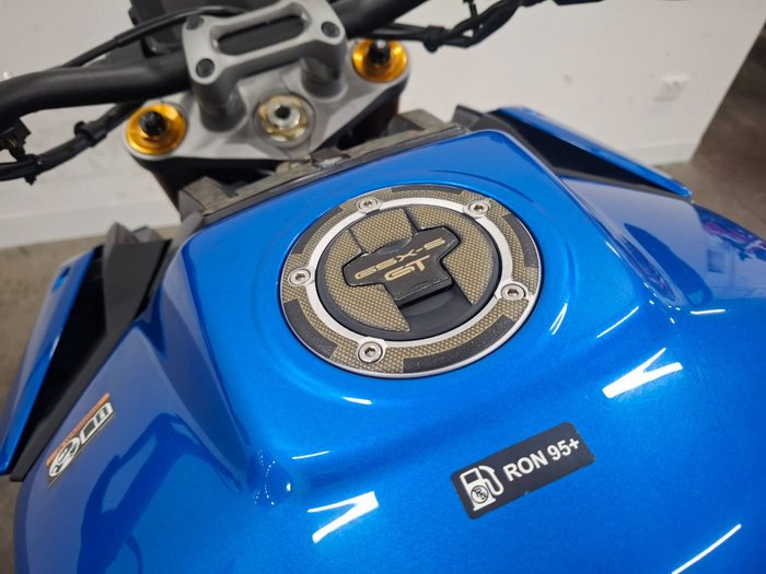 2022 Suzuki GSX-S1000 Blue