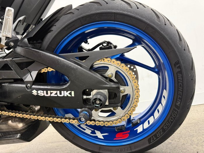 2022 Suzuki GSX-S1000 Blue
