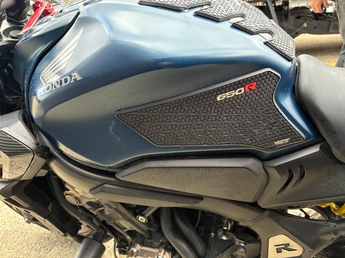 2021 Honda CB650R BLUE