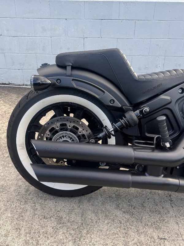 2021 INDIAN SCOUT BOBBER Black