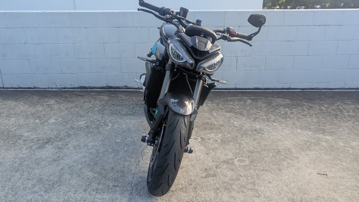 2025 Triumph STREET TRIPLE RS Black