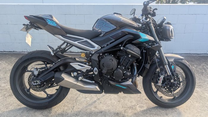 2025 Triumph STREET TRIPLE RS Black
