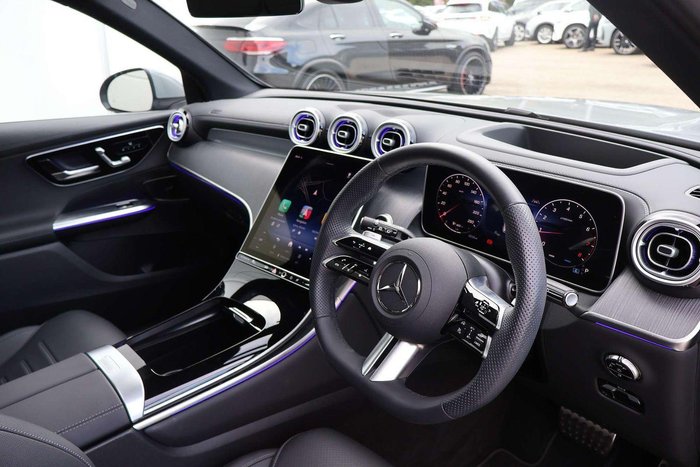 2025 Mercedes-Benz GLC-Class GLC300
