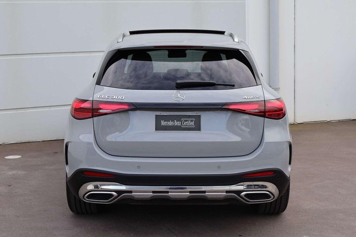 2025 Mercedes-Benz GLC-Class GLC300