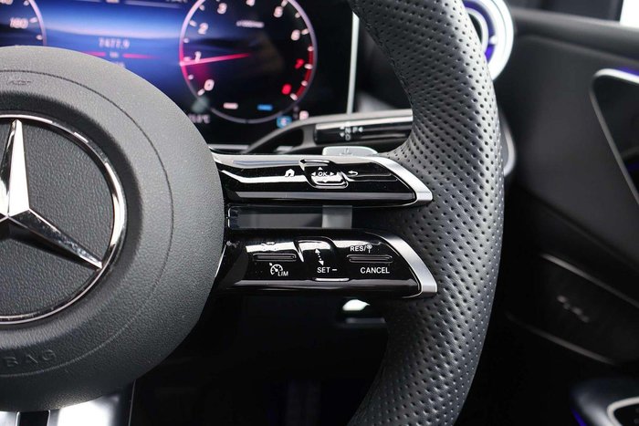 2025 Mercedes-Benz GLC-Class GLC300