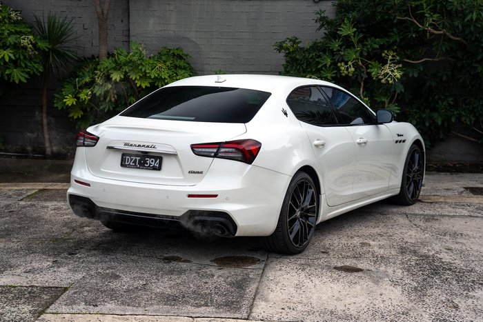 2022 Maserati Ghibli Modena