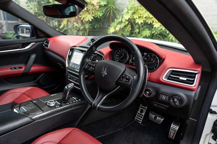 2022 Maserati Ghibli Modena