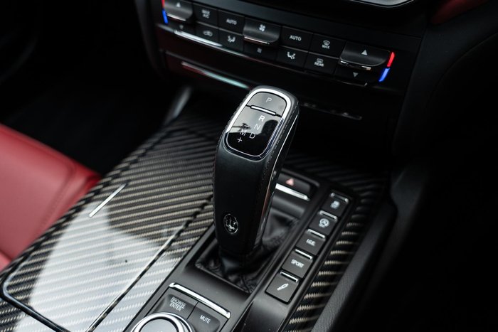 2022 Maserati Ghibli Modena