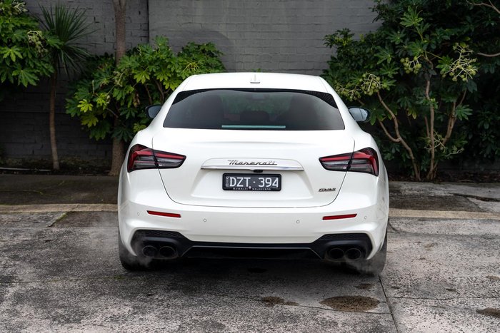 2022 Maserati Ghibli Modena