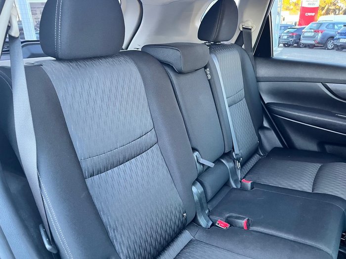 2018 Nissan X-TRAIL ST