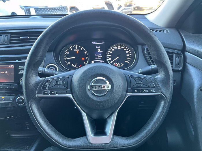 2018 Nissan X-TRAIL ST