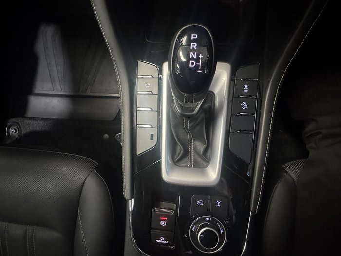 2023 Isuzu MU-X LS-T