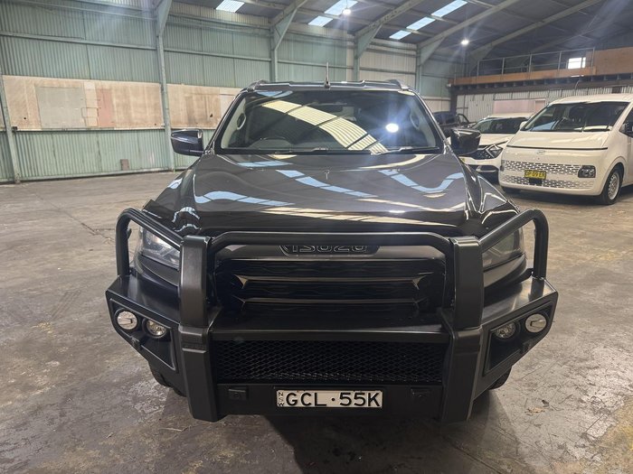 2023 Isuzu MU-X LS-T