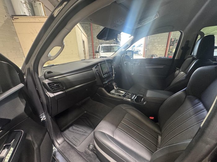 2023 Isuzu MU-X LS-T