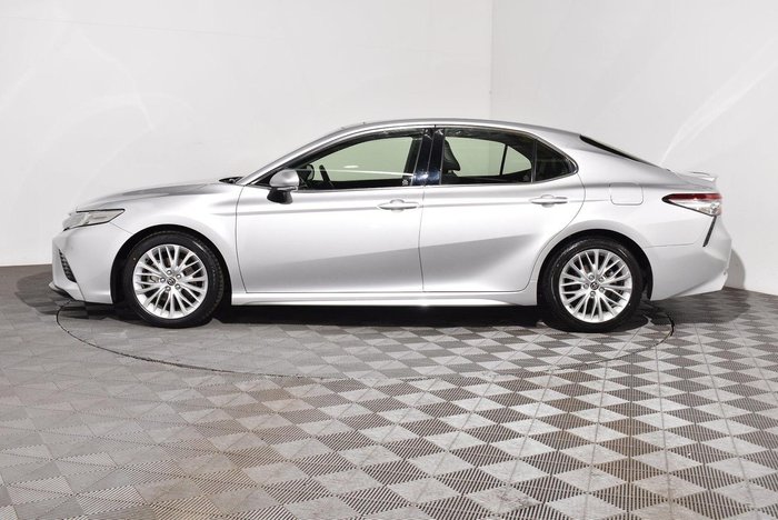2018 Toyota Camry SL