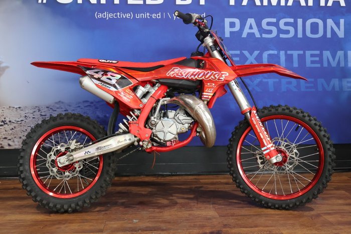 2022 Gas Imports MC 85 17/14 Red