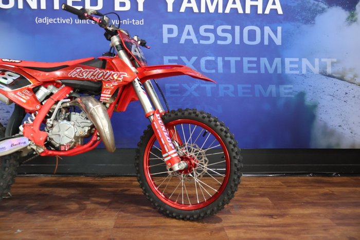 2022 Gas Imports MC 85 17/14 Red