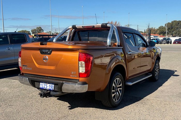 2016 Nissan Navara ST