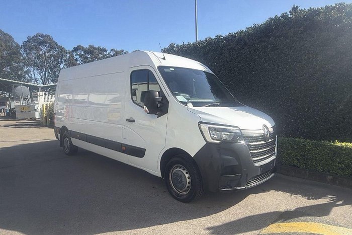 2022 Renault Master