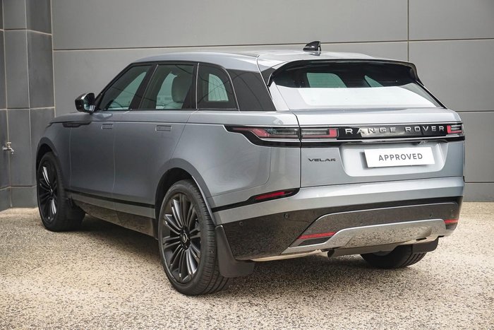 2025 Land Rover Range Rover Velar P250 Dynamic SE