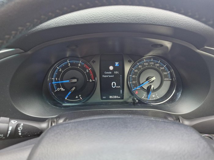 2022 Toyota Hilux Rugged X