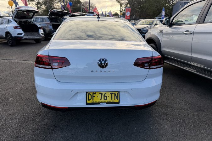 2022 VOLKSWAGEN PASSAT 140TSI BUSINESS