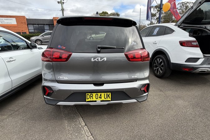 2022 KIA NIRO
