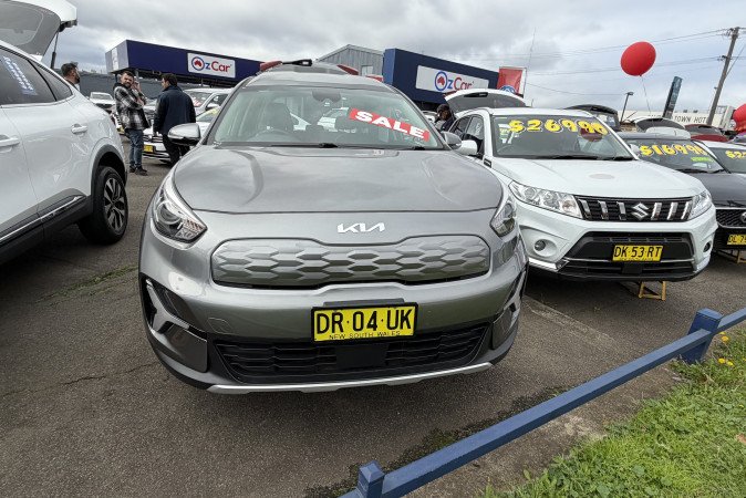 2022 KIA NIRO HEV S (HYBRID)