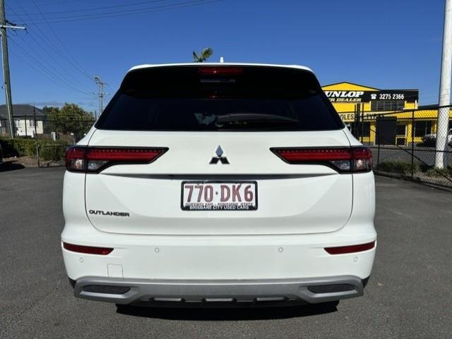 2021 Mitsubishi Outlander LS