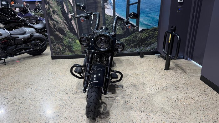 2025 Harley-Davidson Road King Special 114 (FLHRXS) Touring Black