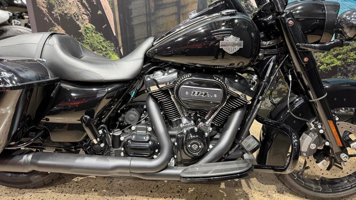 2025 Harley-Davidson Road King Special 114 (FLHRXS) Touring Black