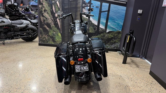 2025 Harley-Davidson Road King Special 114 (FLHRXS) Touring Black