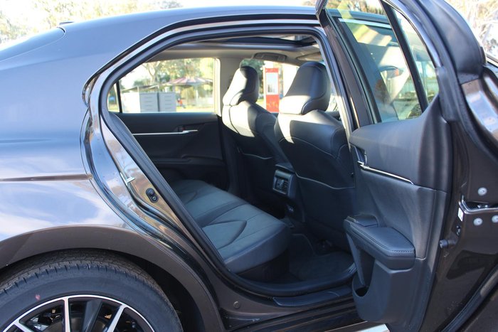 2024 Toyota Camry SL
