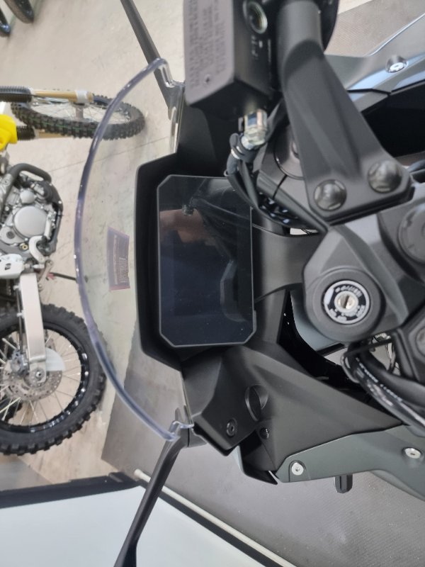 2026 Suzuki GSX-8R (GSX800FRQ) Black