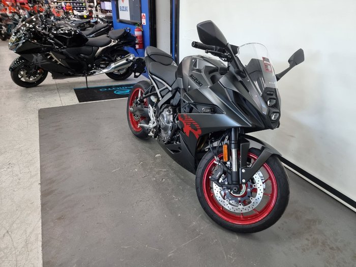 2026 Suzuki GSX-8R (GSX800FRQ) Black