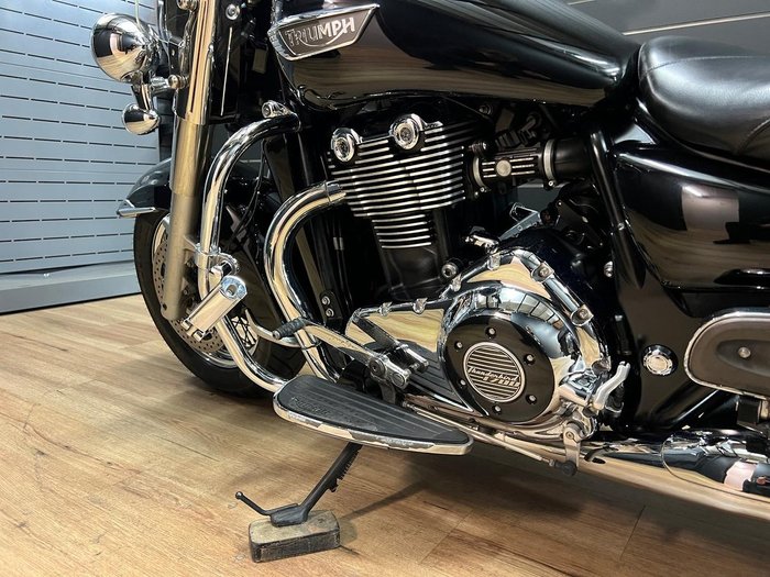 2016 TRIUMPH THUNDERBIRD LT Black