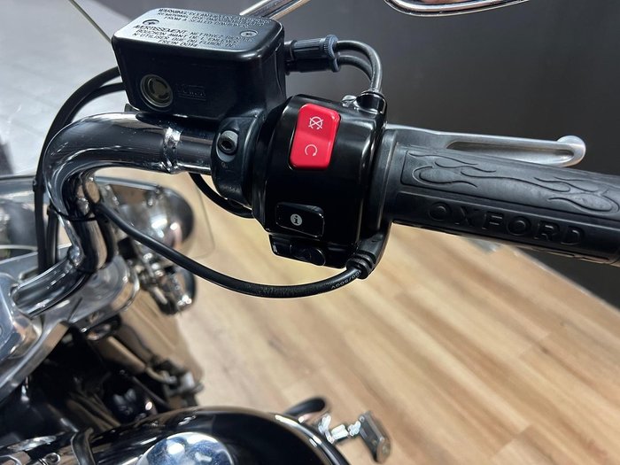 2016 TRIUMPH THUNDERBIRD LT Black