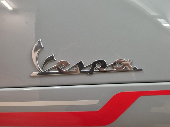 2022 VESPA GTS 300 SUPER SPORT Grey