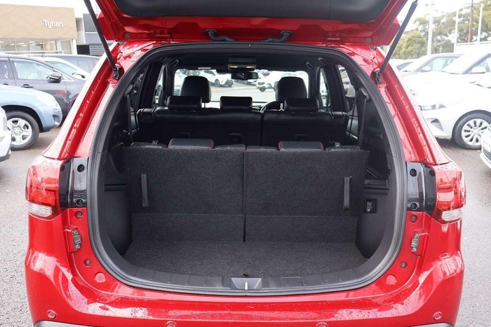 2020 Mitsubishi Outlander Black Edition