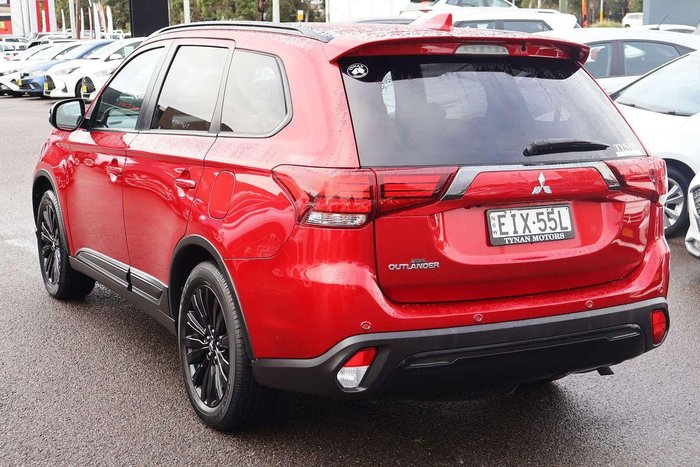 2020 Mitsubishi Outlander Black Edition
