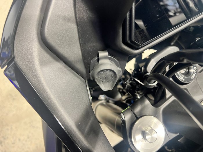 2026 Yamaha TRACER 7 (MT07TRA) BLACK